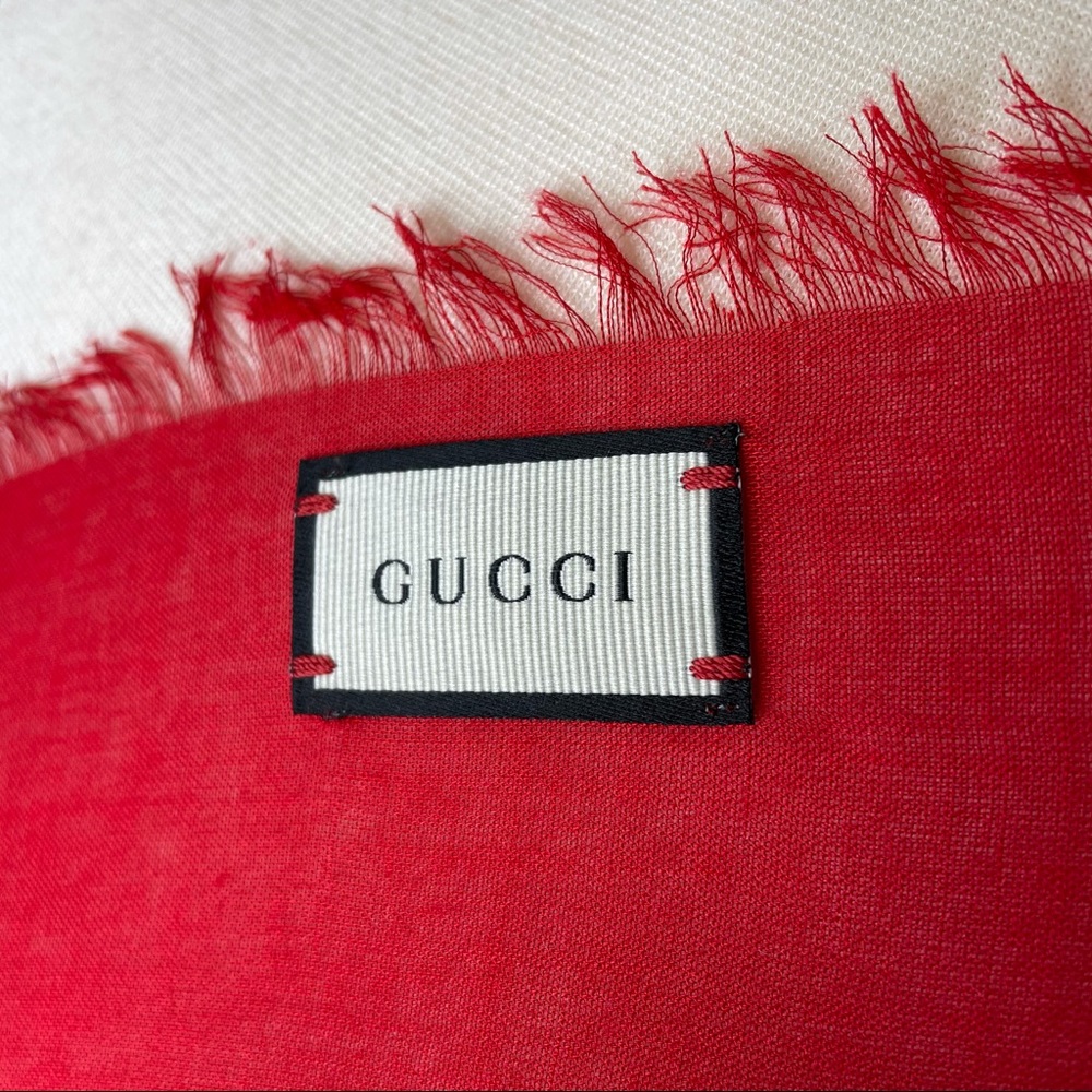 GUCCI Coco Capitan Red Silk Scarf Shawl 494005 Logo Collector Rare Words Luxury - Picture 9 of 15